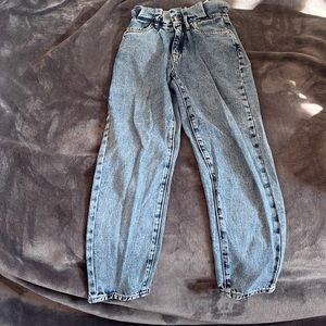 Jean pants